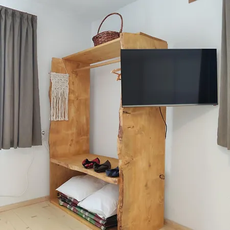 калиновата къща