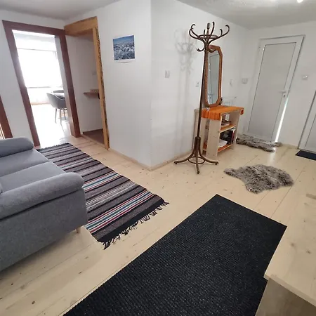 Апартаменты калиновата къща