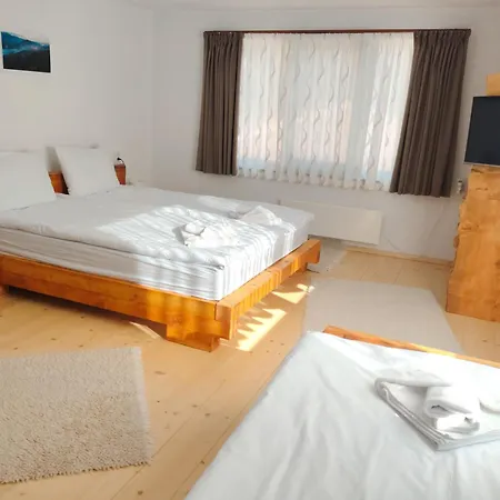 калиновата къща